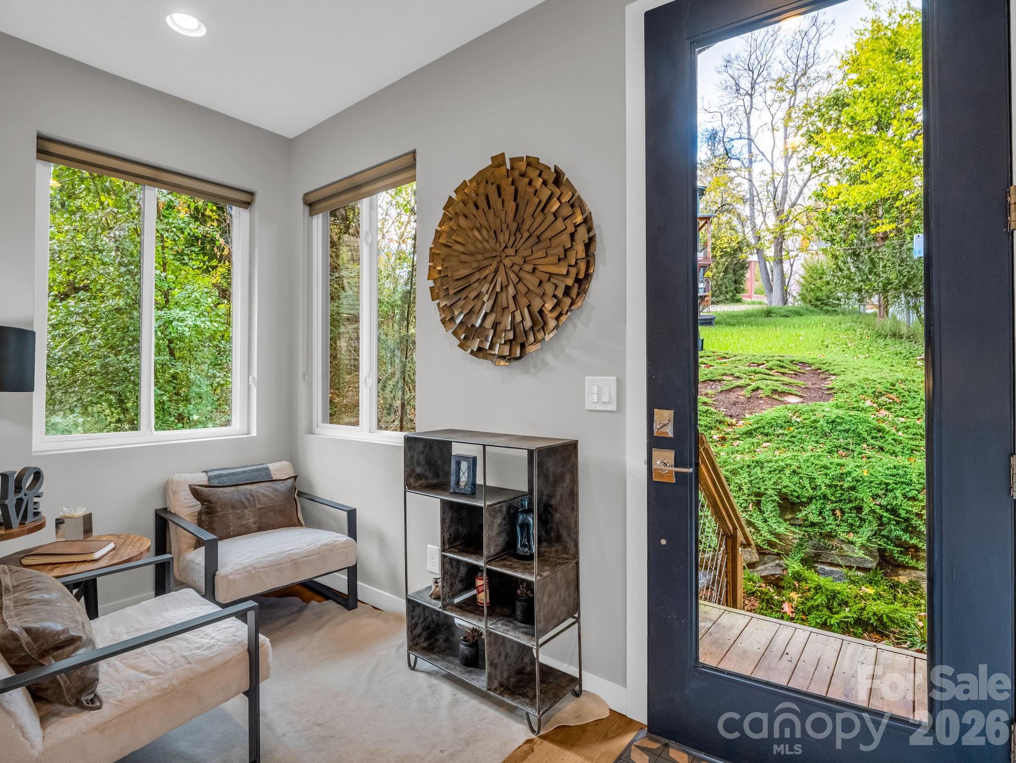 80 Richland Street — Asheville