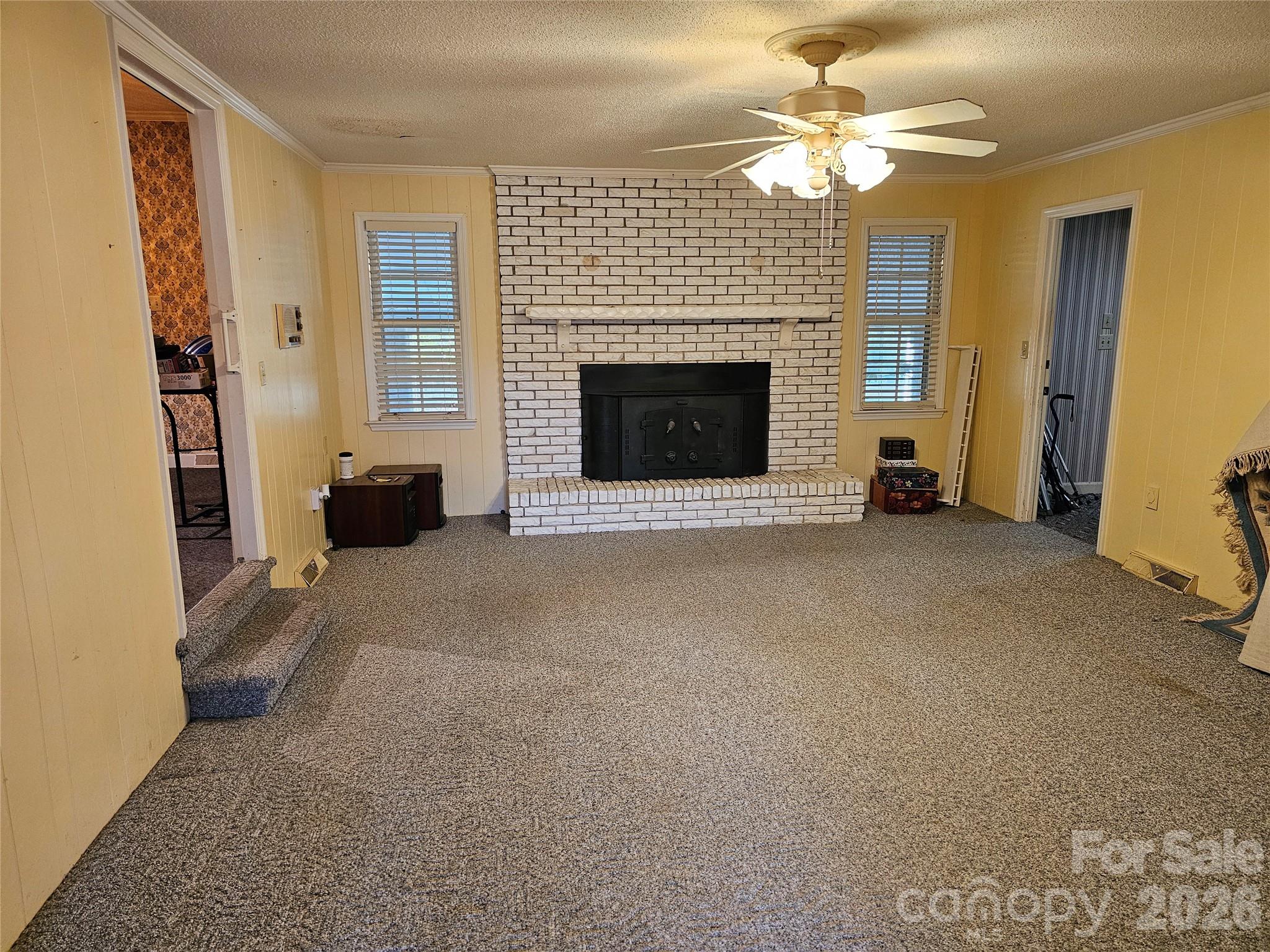 979 Suttle Road — Lancaster