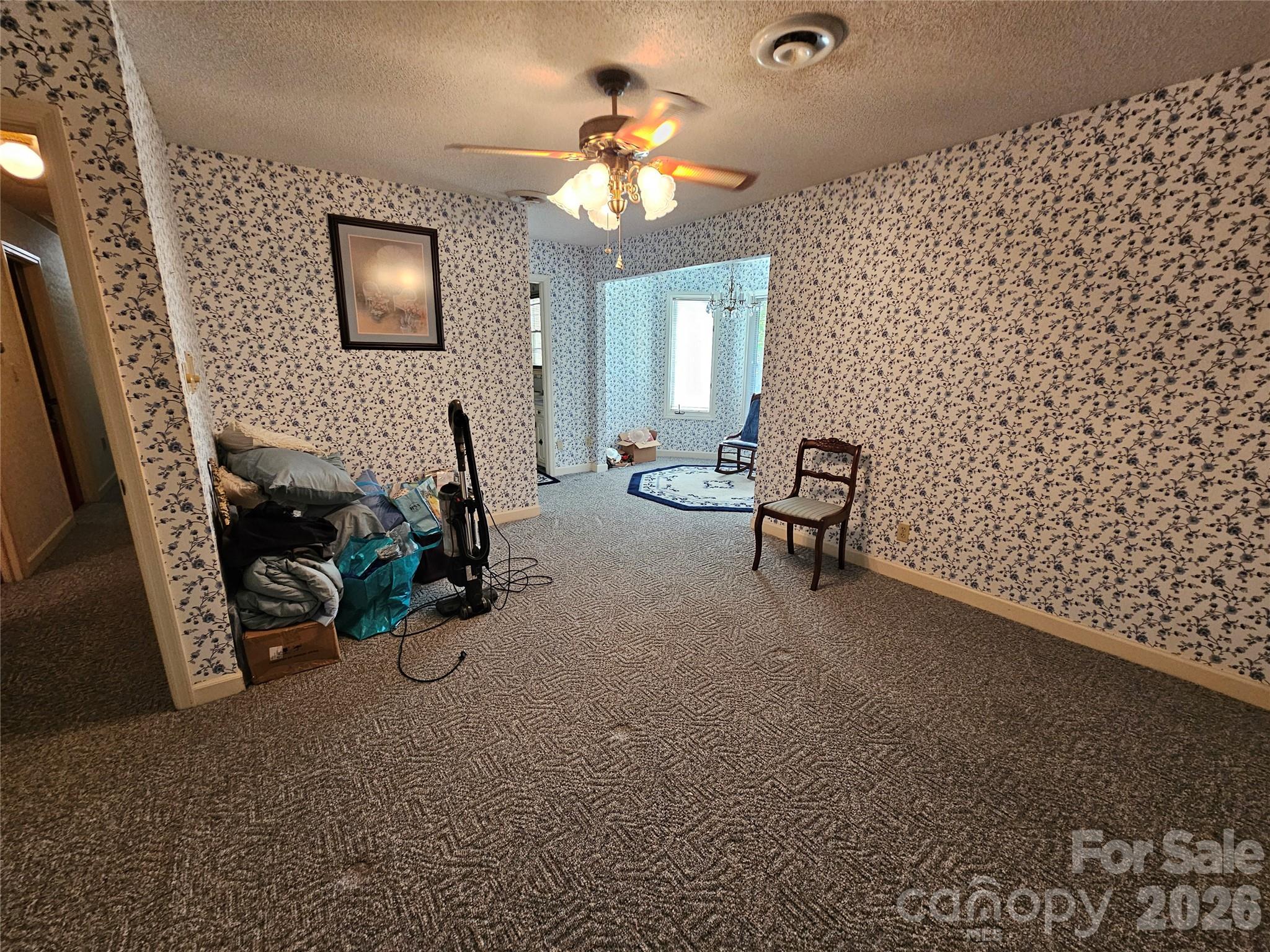 979 Suttle Road — Lancaster