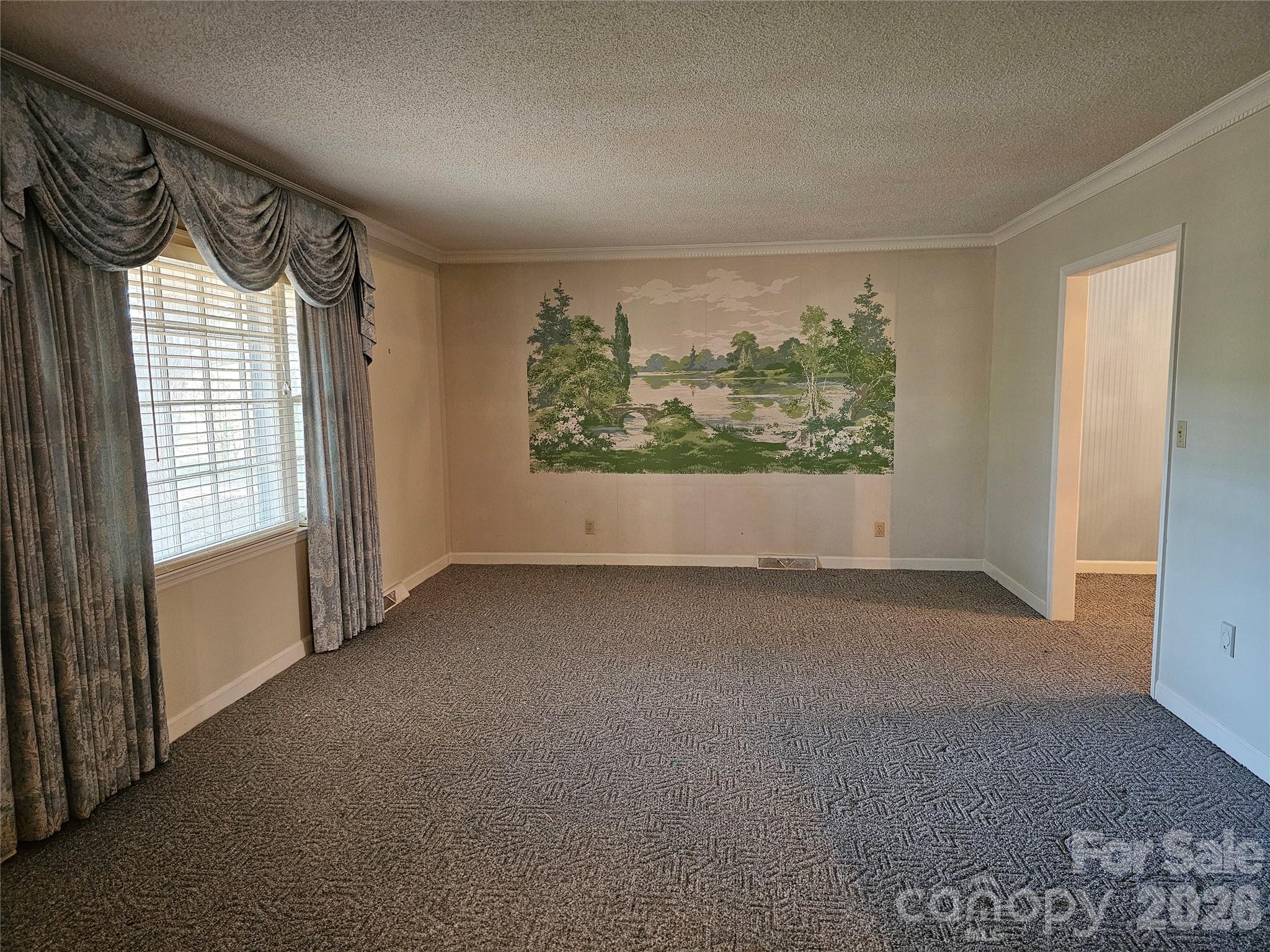 979 Suttle Road — Lancaster