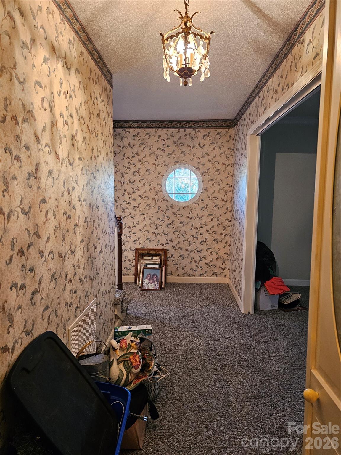 979 Suttle Road — Lancaster
