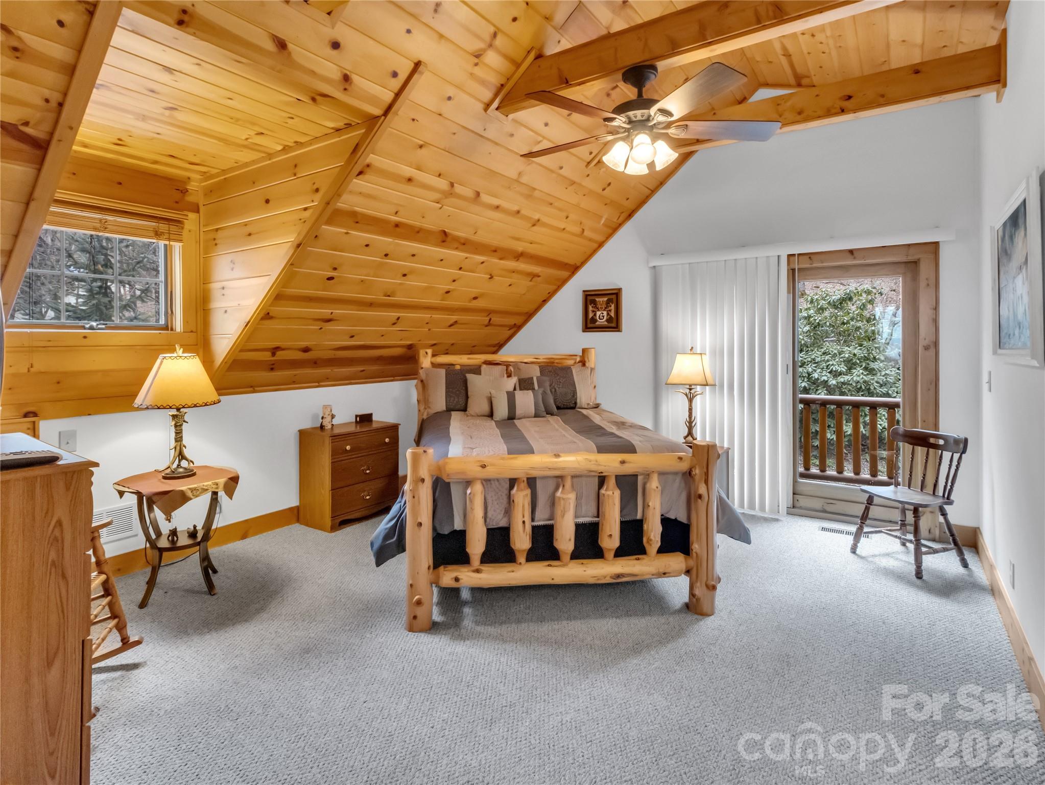 1664 Tawodi Trail — Maggie Valley