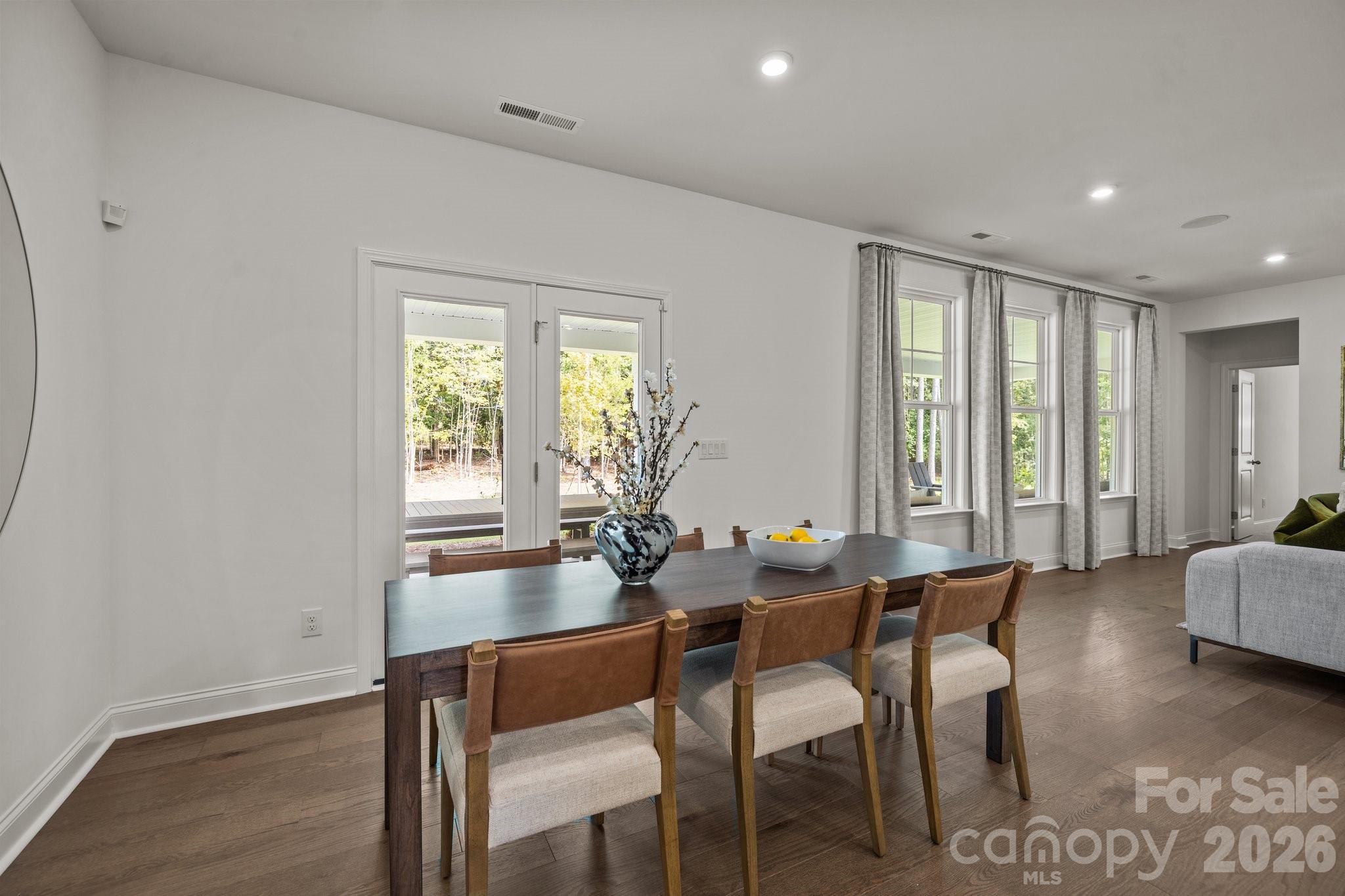 1447 Lady Slipper Court #140 — York
