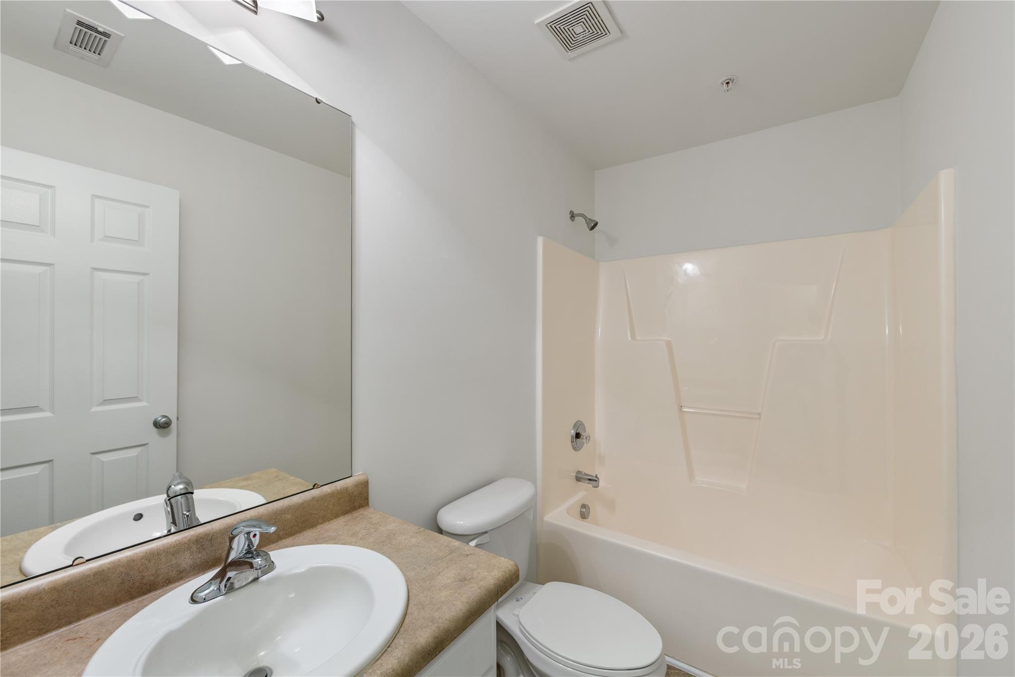 1127 Ilana Court — Charlotte