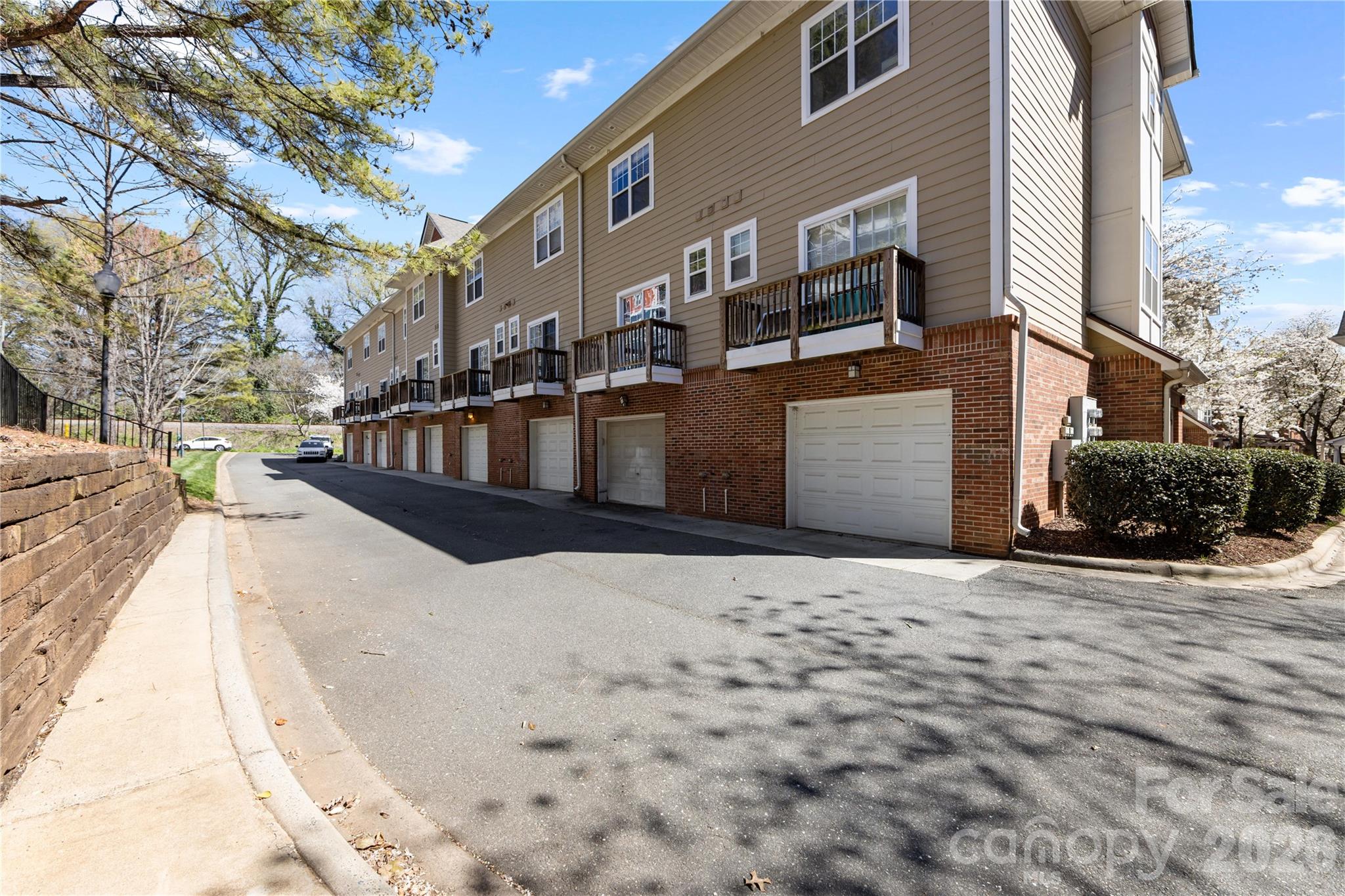 1127 Ilana Court — Charlotte