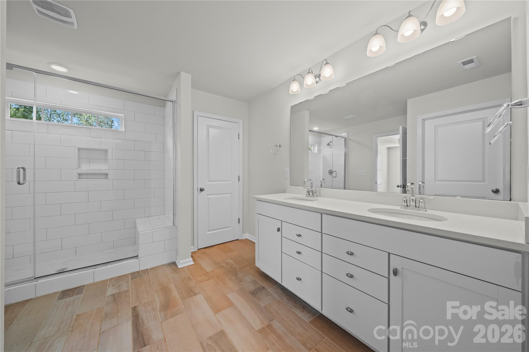 2491 Napa Terrace — Clover