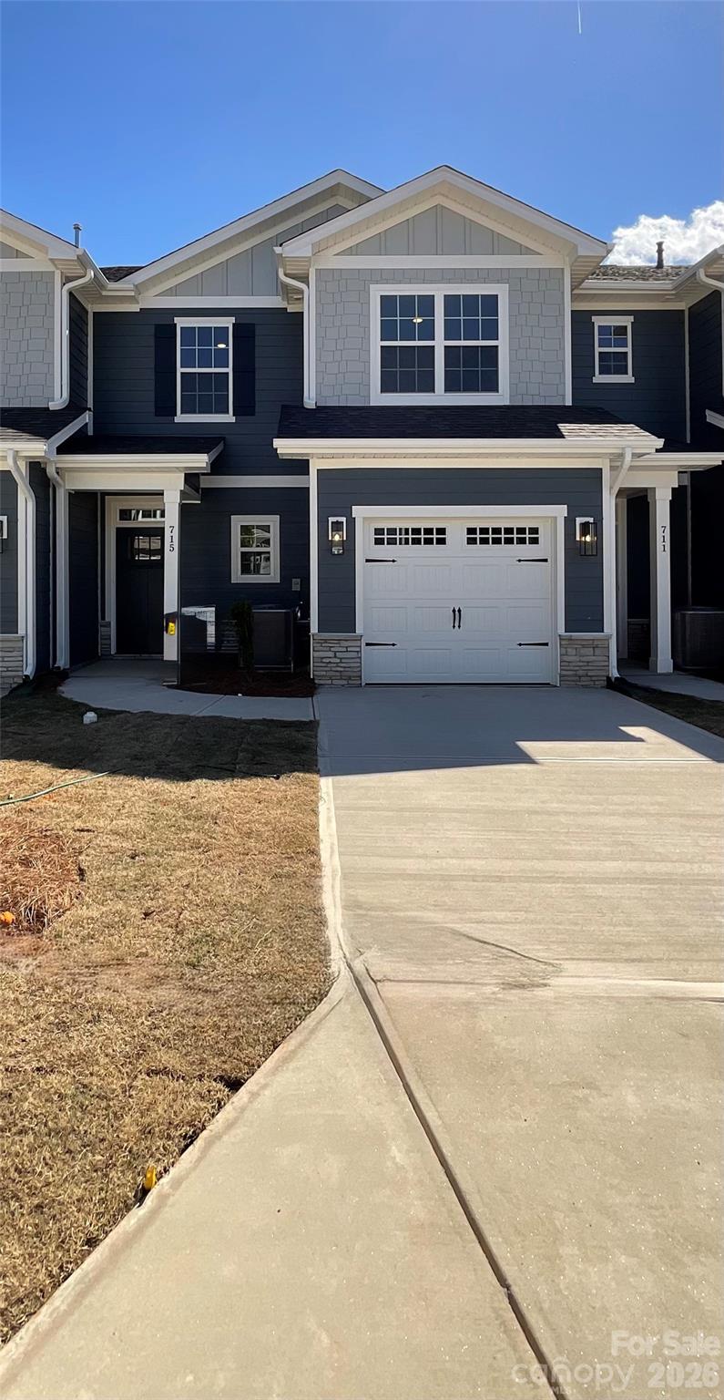 715 Pinecone Drive #27 — Gastonia