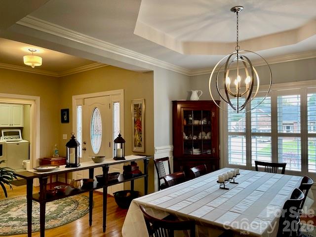 4945 Brookridge Drive NE — Hickory