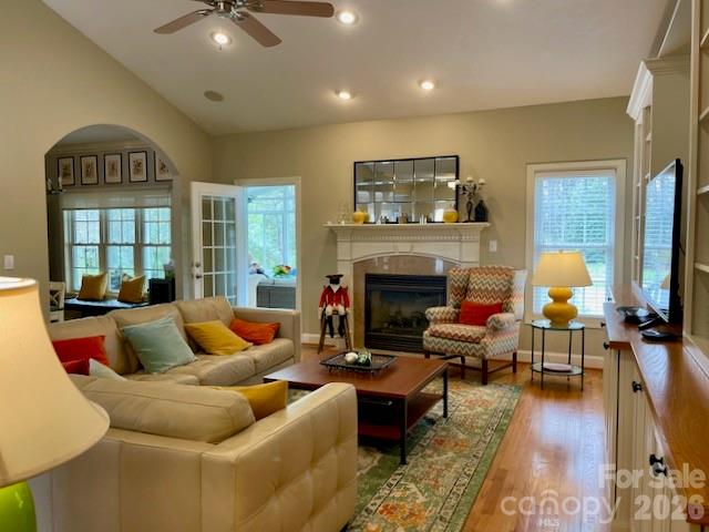 4945 Brookridge Drive NE — Hickory