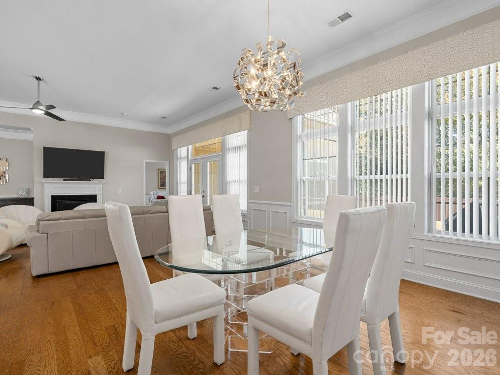 131 Santa Ana Way — Duncan