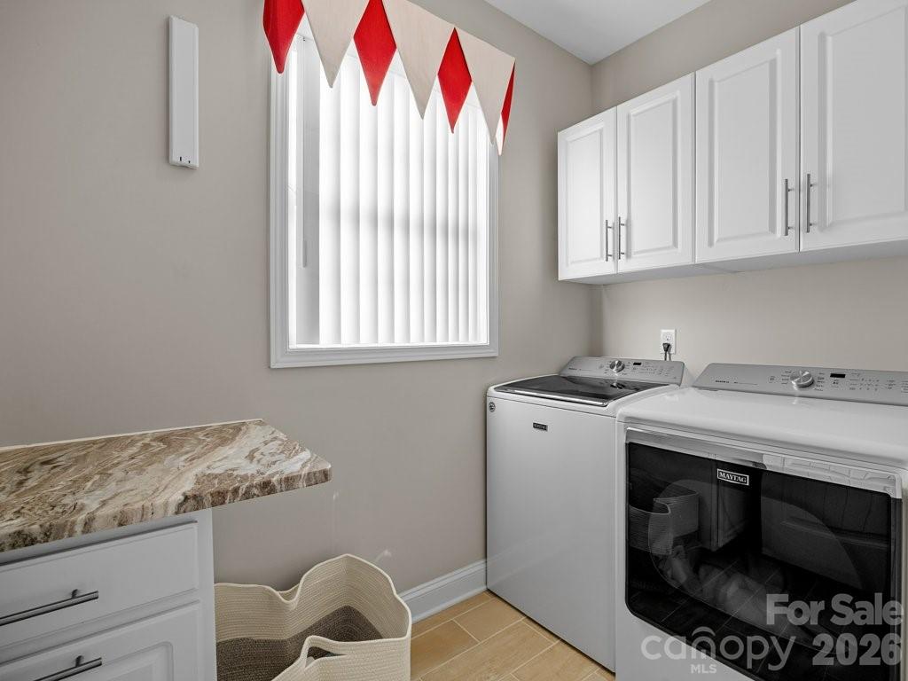 131 Santa Ana Way — Duncan