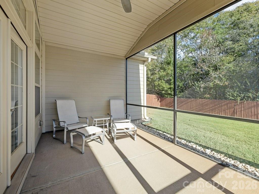 131 Santa Ana Way — Duncan
