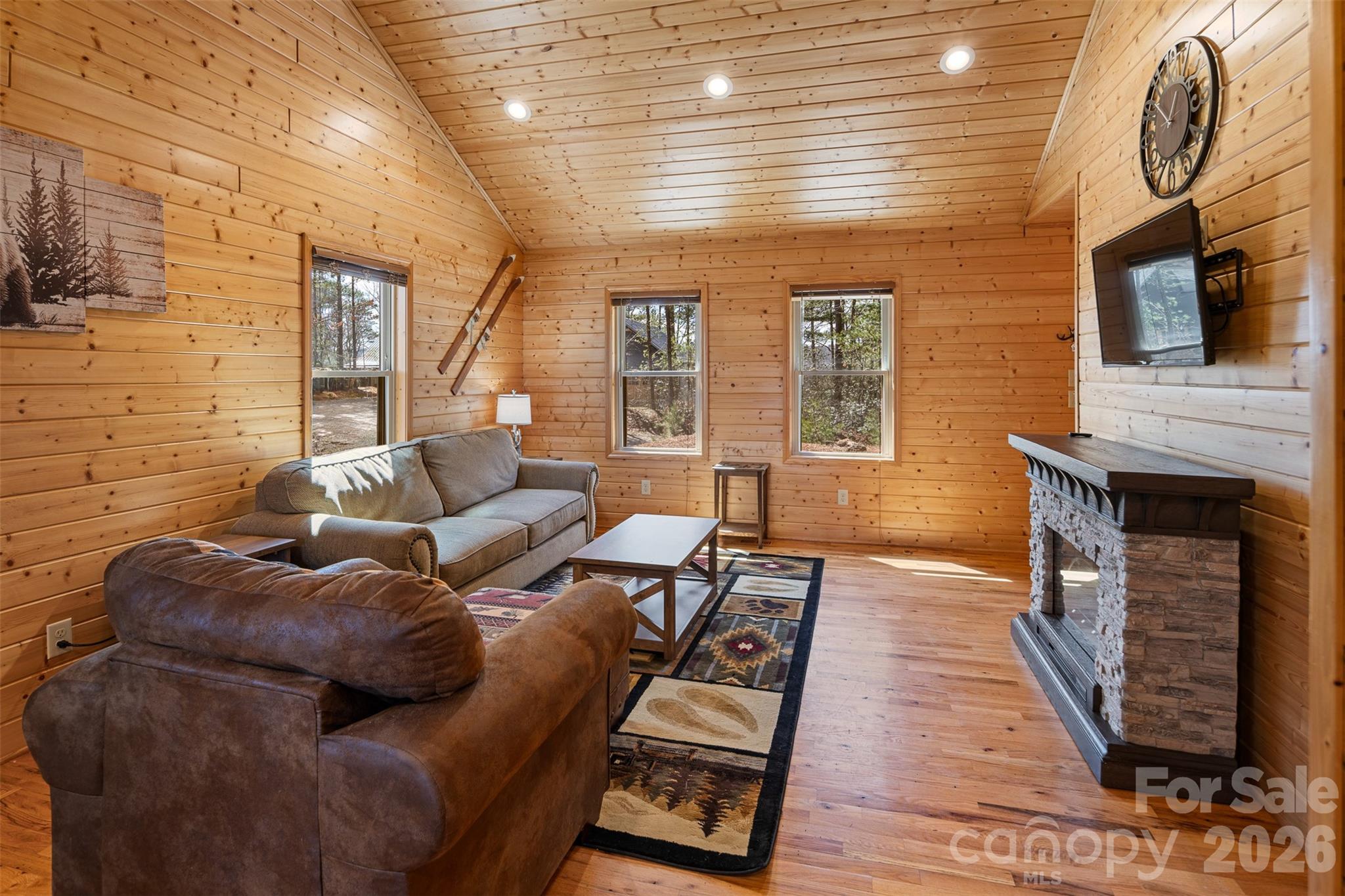 128 Deer Antler Drive — Purlear