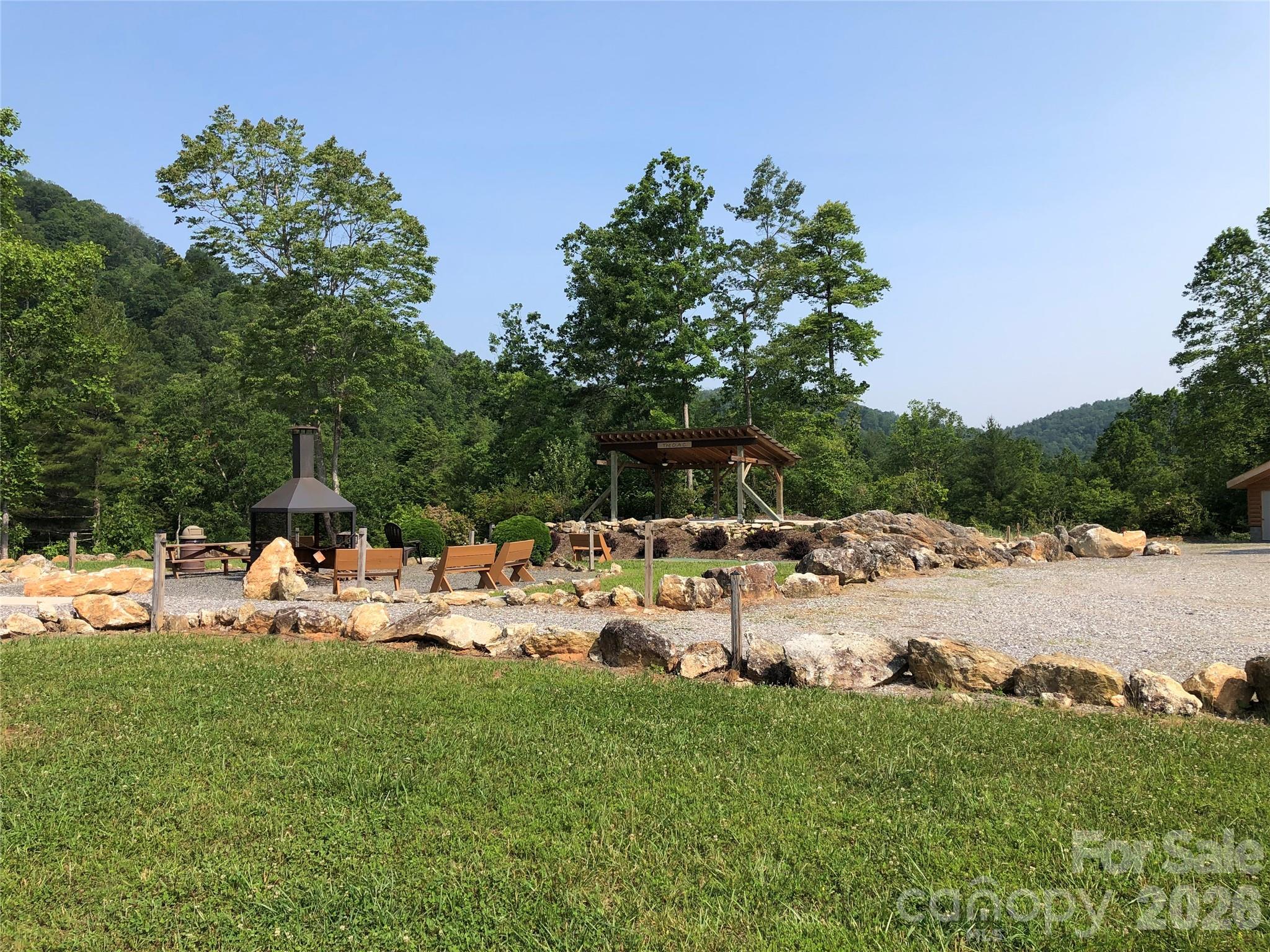 128 Deer Antler Drive — Purlear
