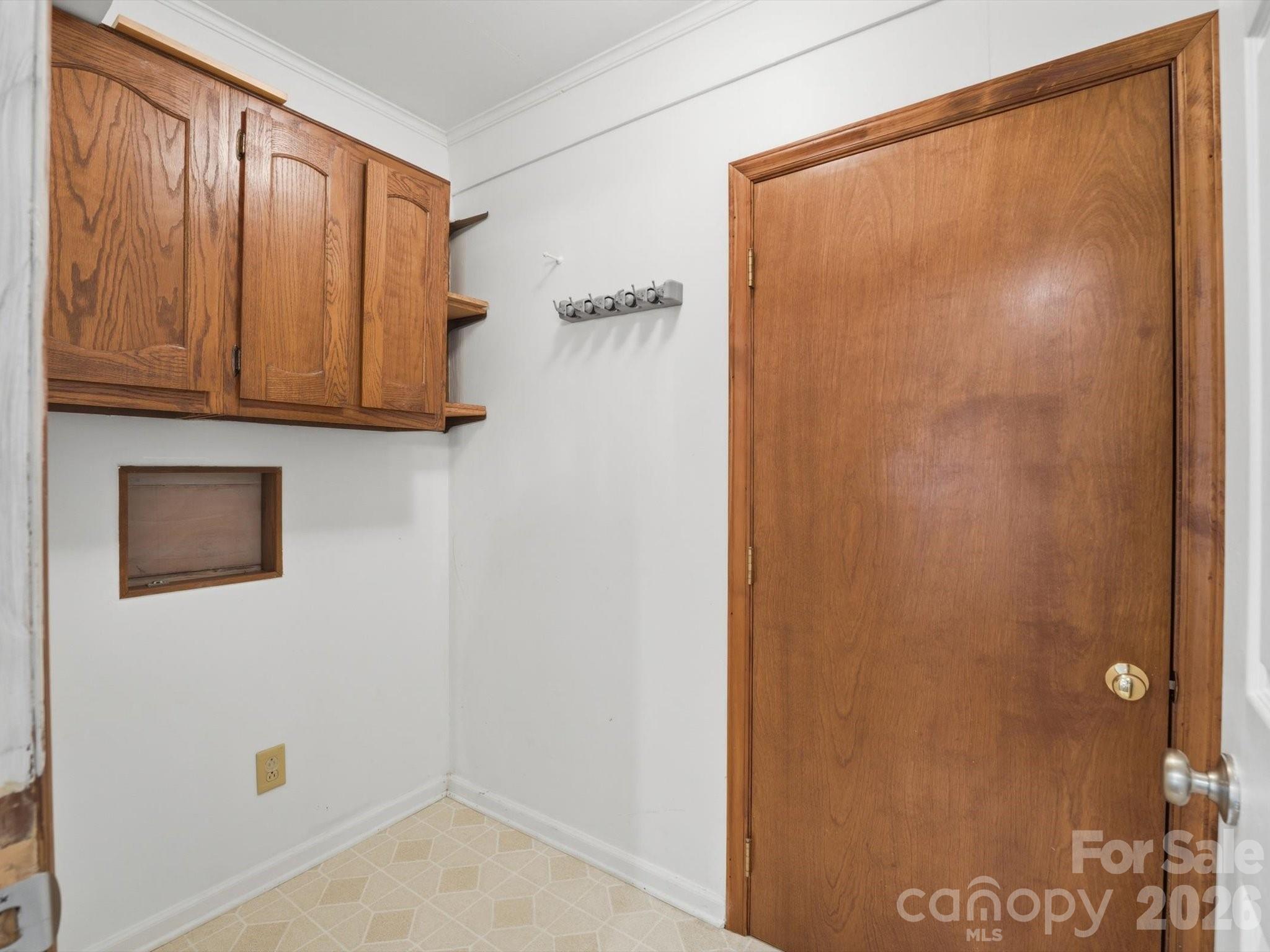 814 Twin Oaks Road — Davidson