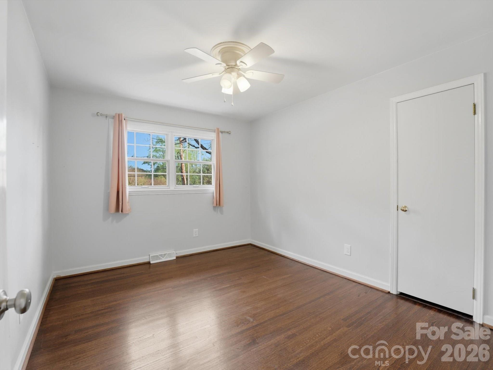 814 Twin Oaks Road — Davidson