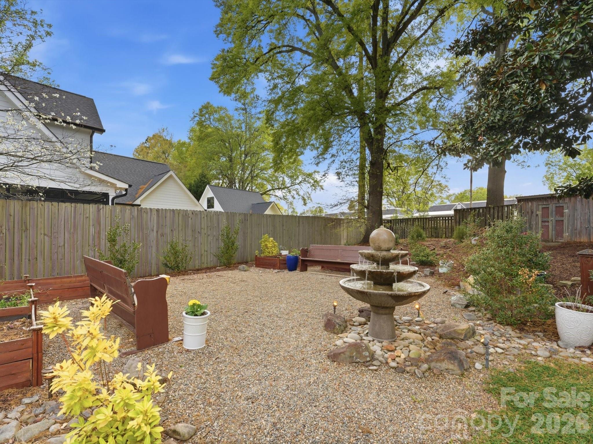 814 Twin Oaks Road — Davidson