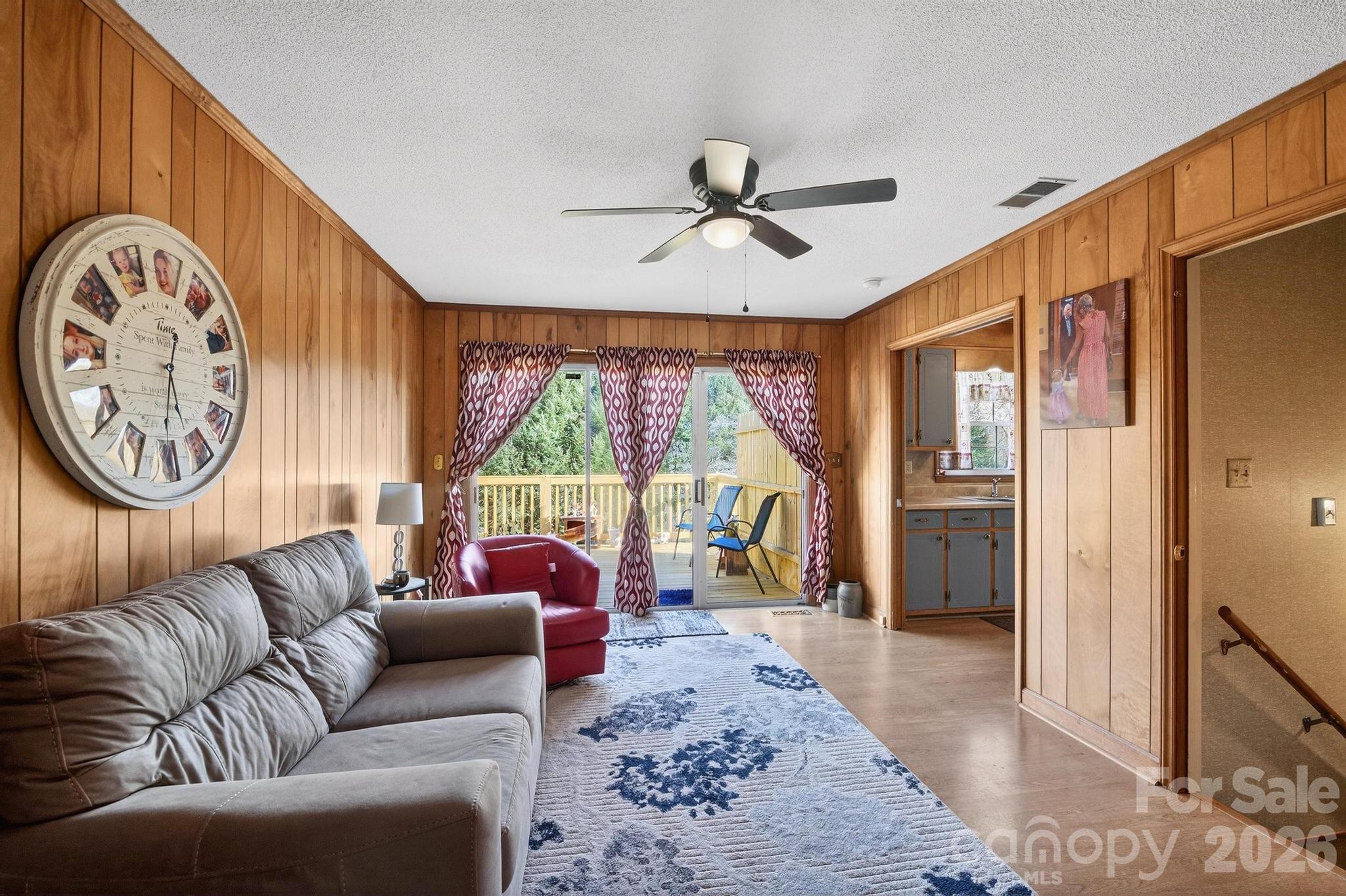 708 Wilmore Street NE — Lenoir