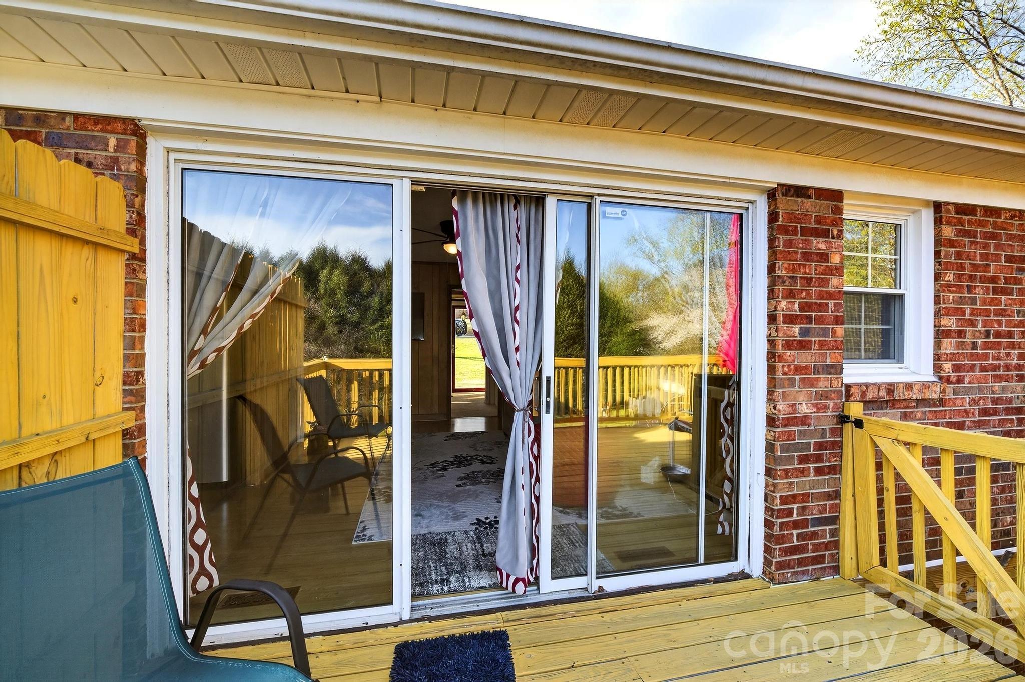 708 Wilmore Street NE — Lenoir