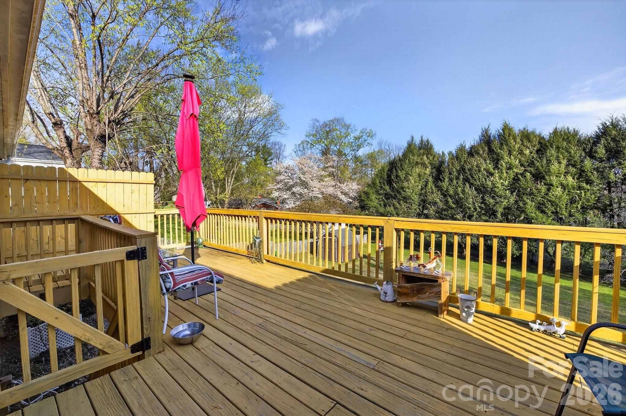 708 Wilmore Street NE — Lenoir