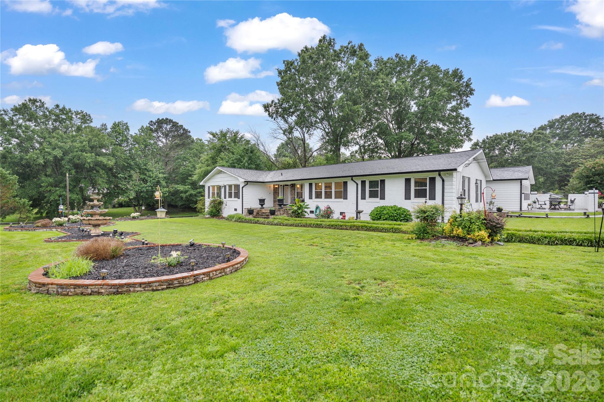 2524 Griffith Road — Monroe