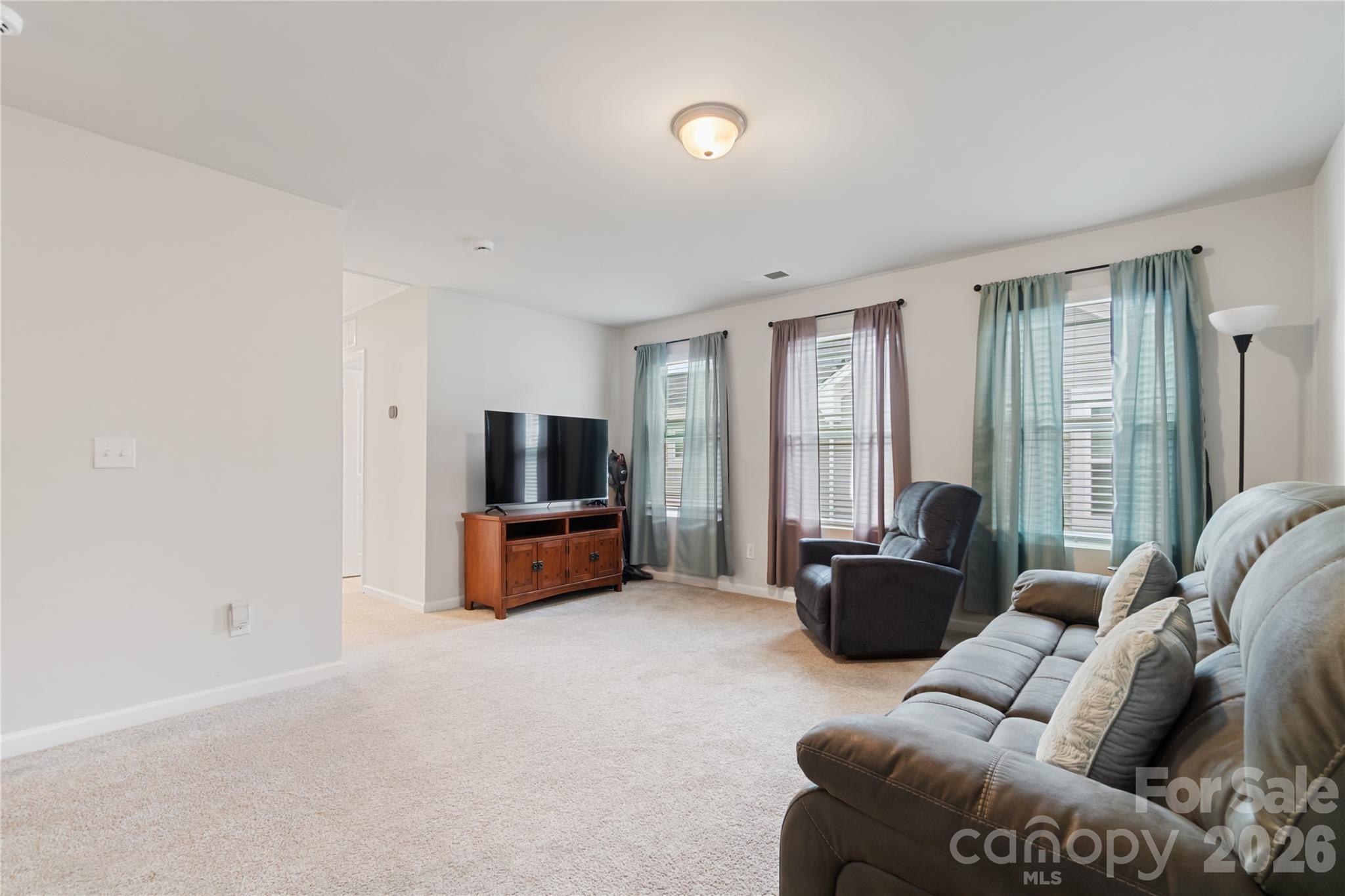 8032 Overmeadow Lane — Charlotte