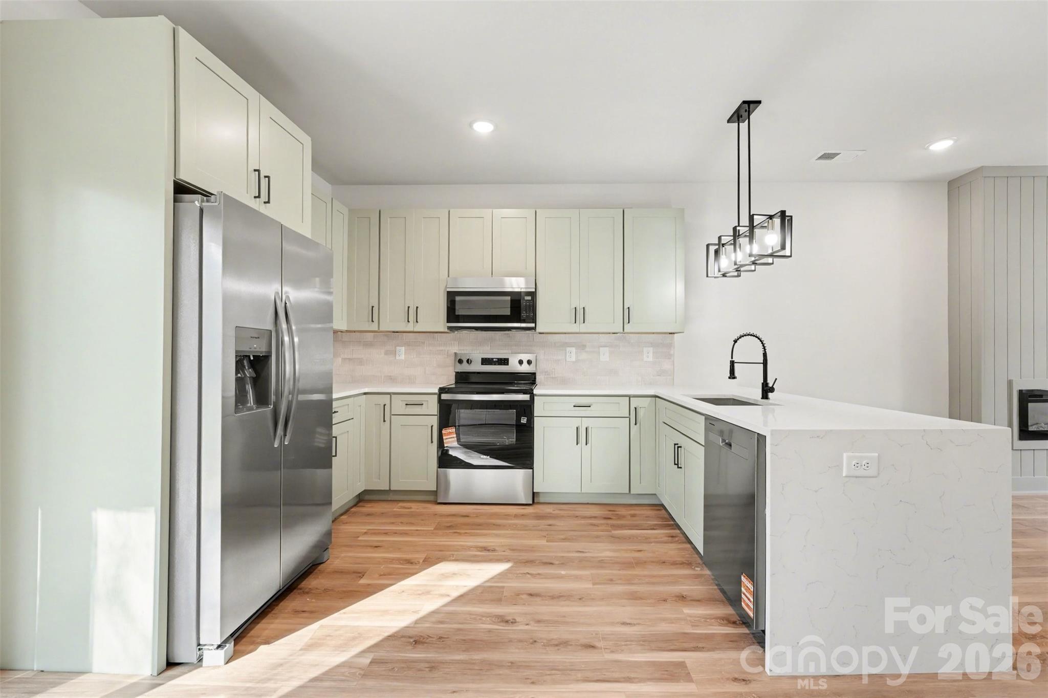 427 W Ballard Street — Cherryville