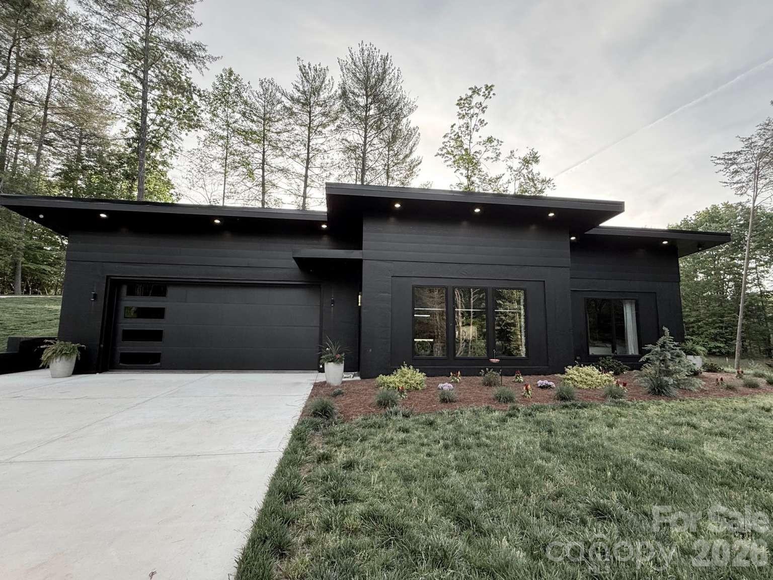 444 Starnes Circle Drive — Taylorsville