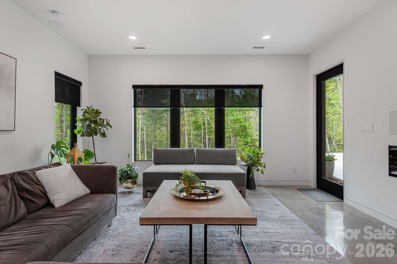 444 Starnes Circle Drive — Taylorsville