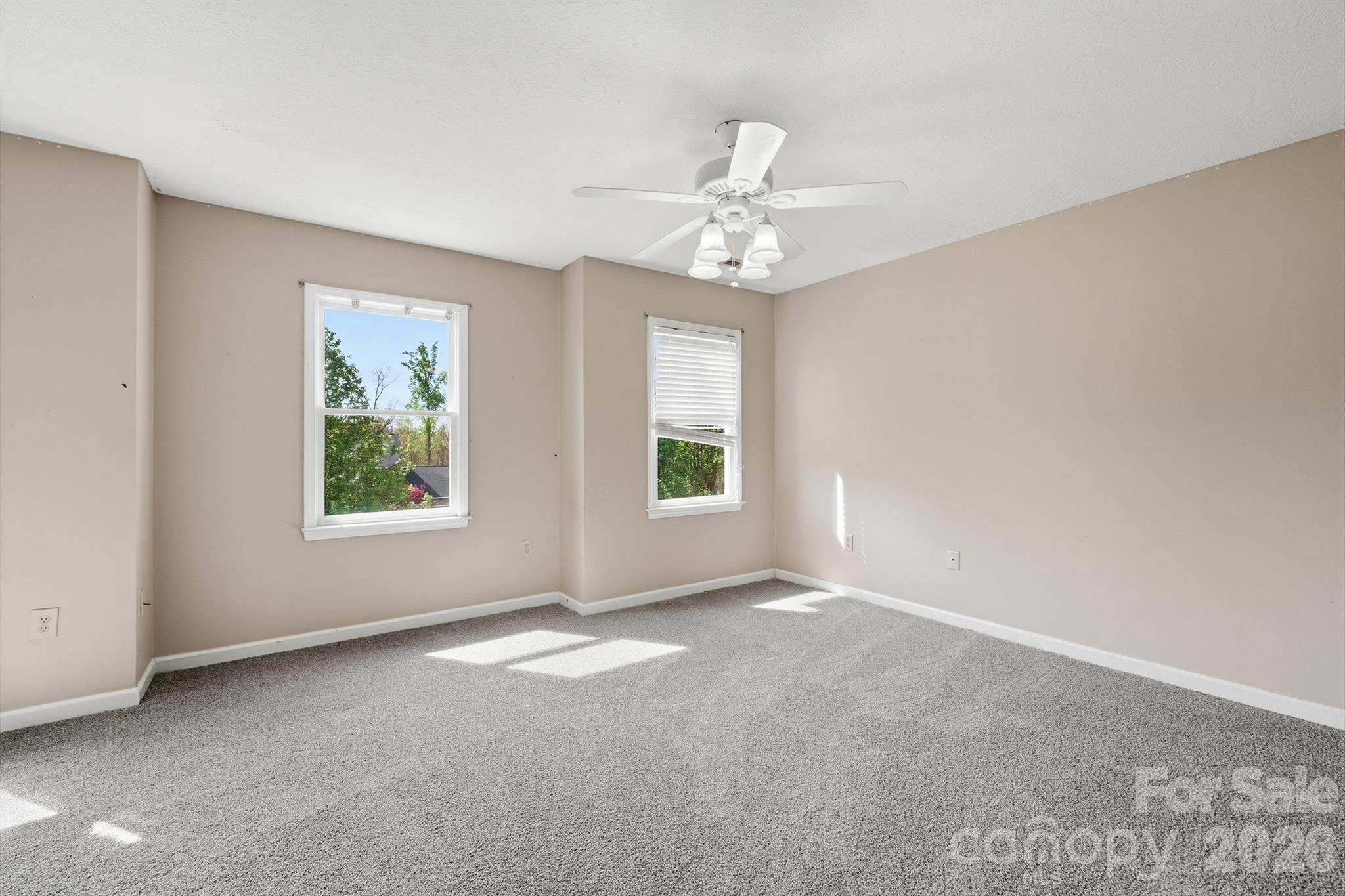 5406 Winding Oak Drive — Hickory