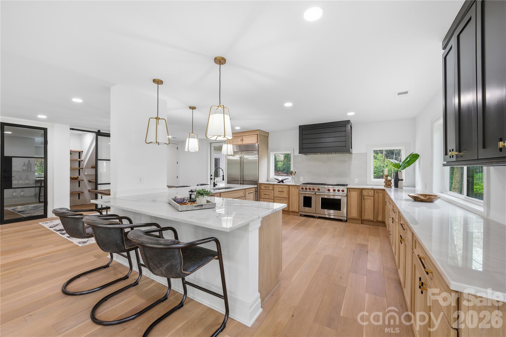 1417 S Wendover Road — Charlotte