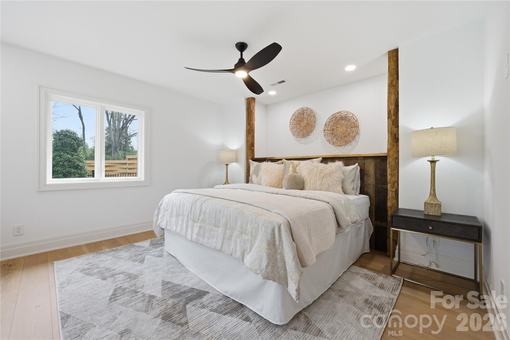 1417 S Wendover Road — Charlotte