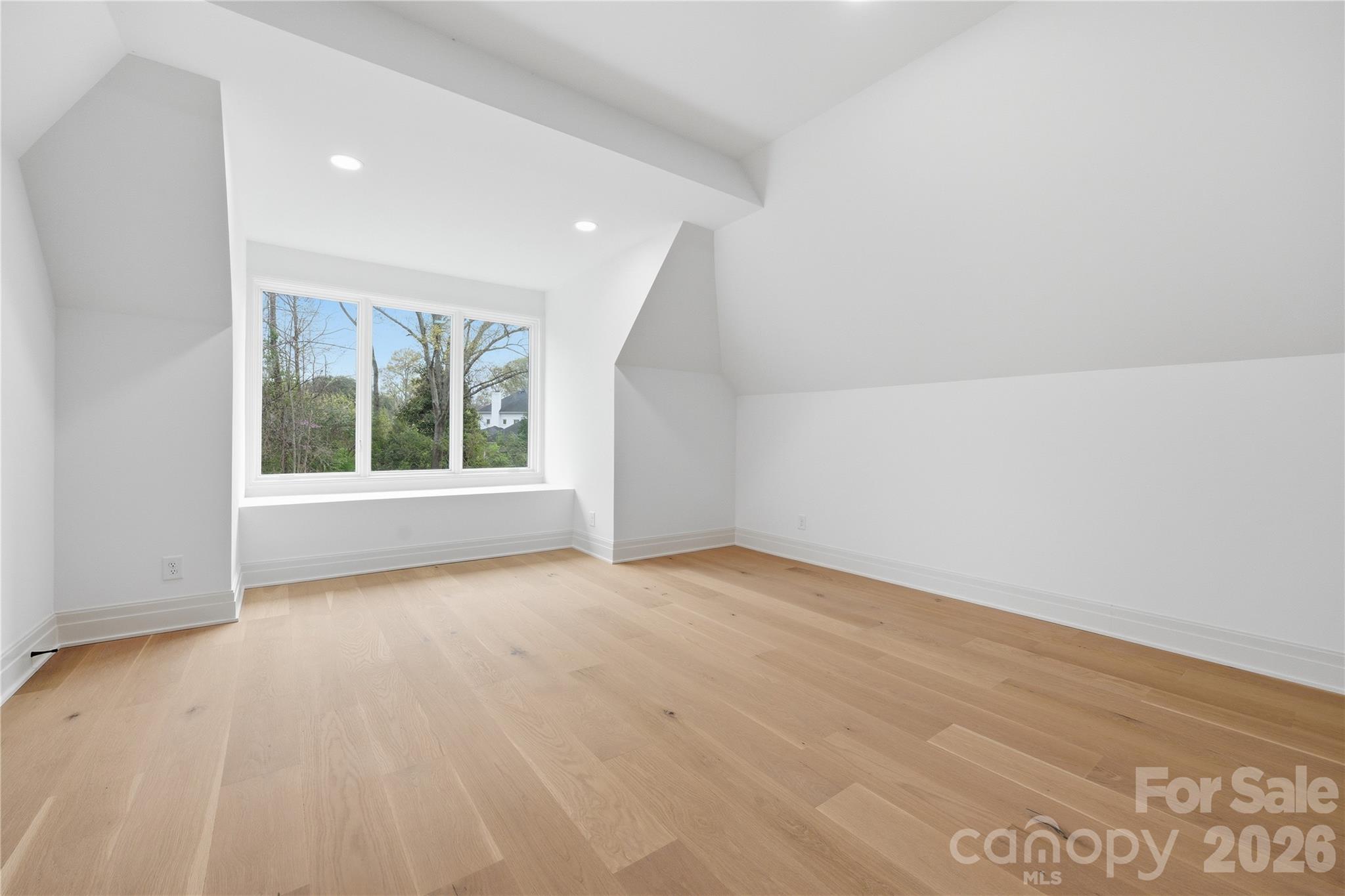 1417 S Wendover Road — Charlotte