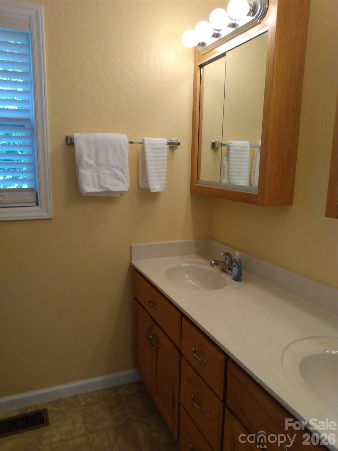 145 Lincoln Park Road #J — Burnsville