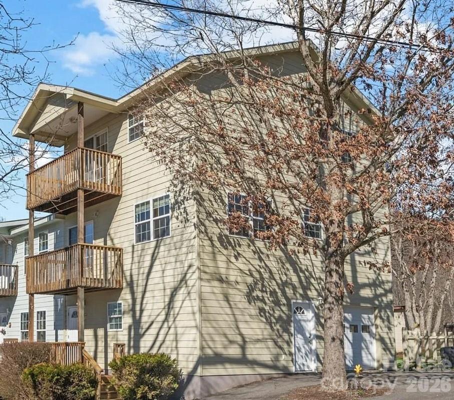 145 Lincoln Park Road #J — Burnsville
