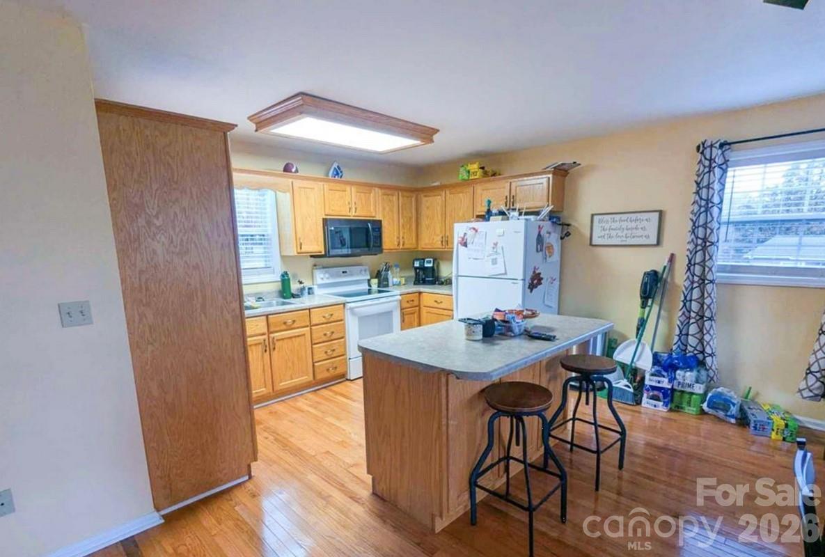 145 Lincoln Park Road #J — Burnsville