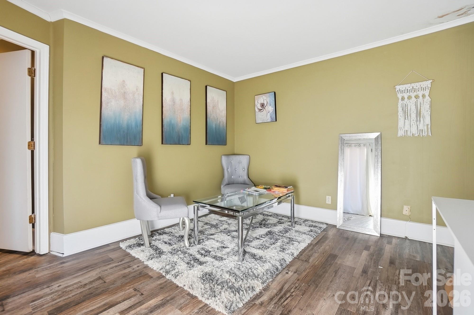 160 Glendale Avenue SE — Concord