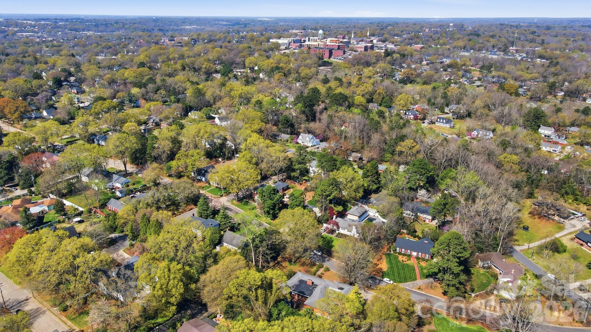 160 Glendale Avenue SE — Concord