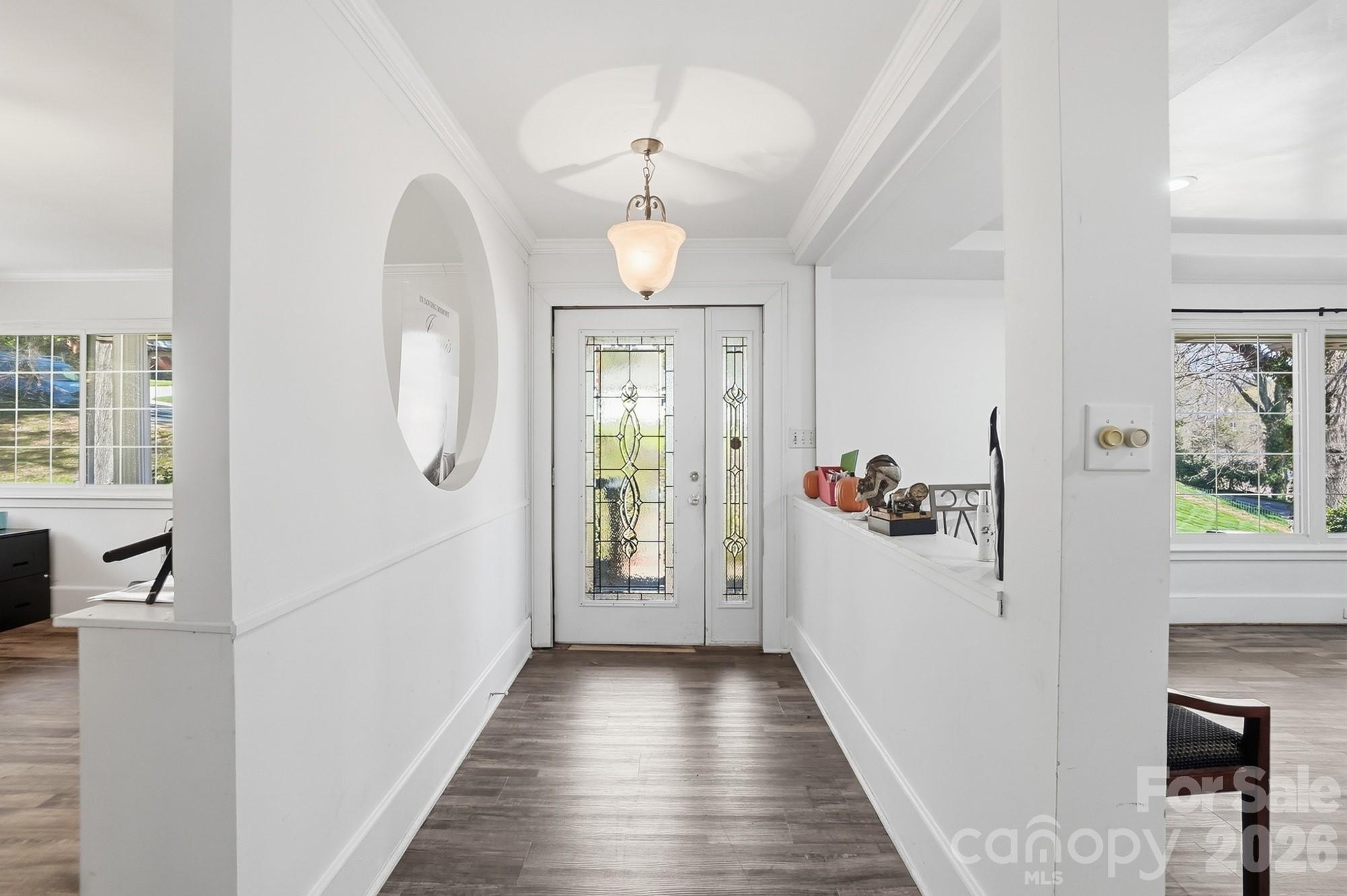 160 Glendale Avenue SE — Concord