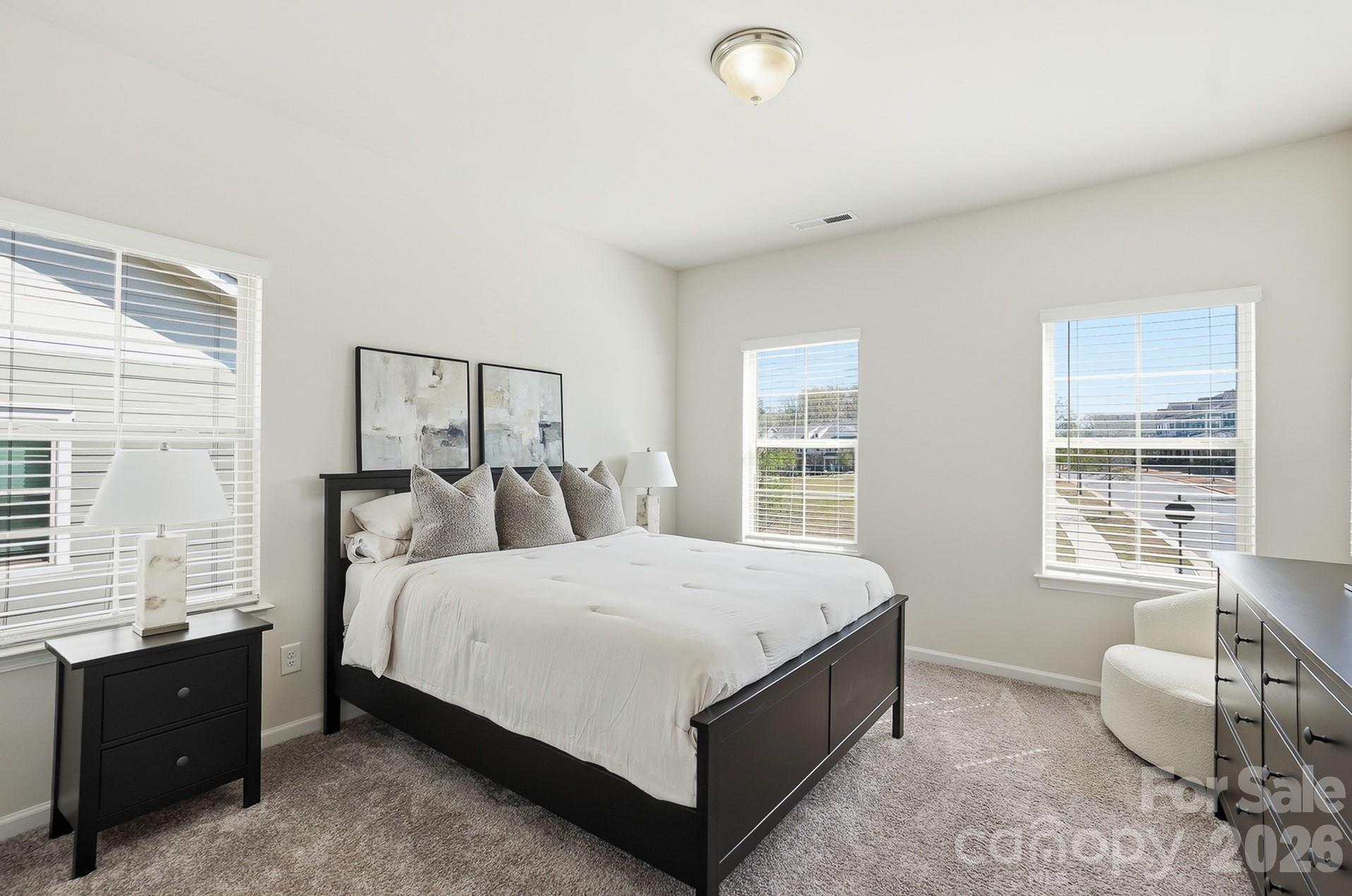 3039 Glenn Hope Way — Matthews