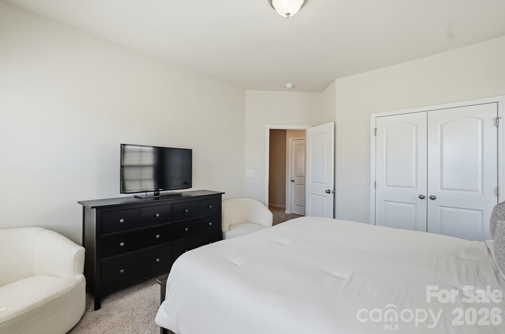 3039 Glenn Hope Way — Matthews