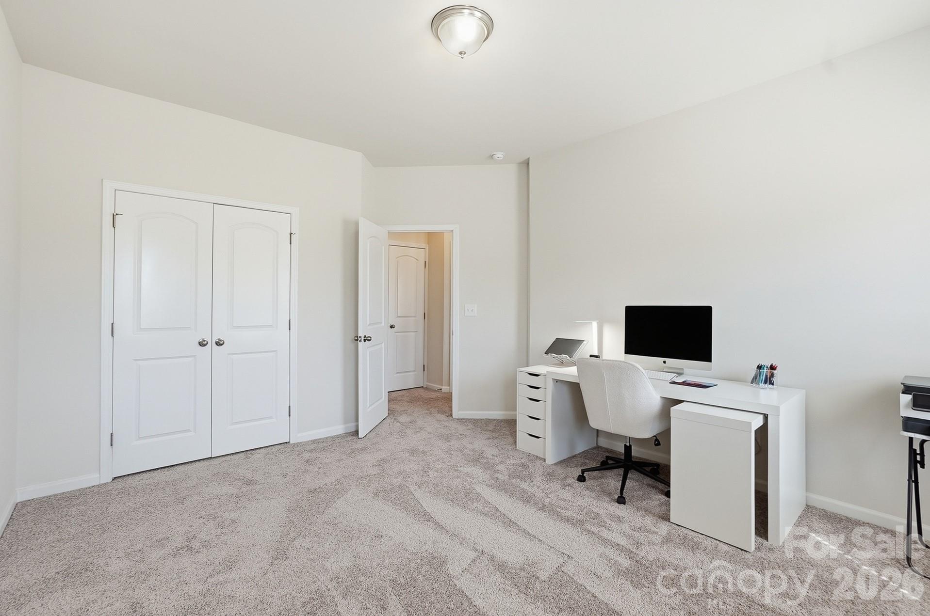 3039 Glenn Hope Way — Matthews