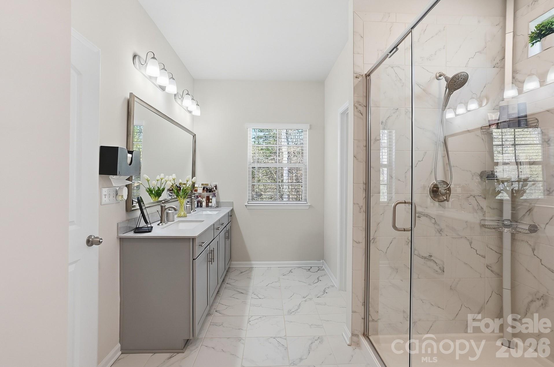 3039 Glenn Hope Way — Matthews