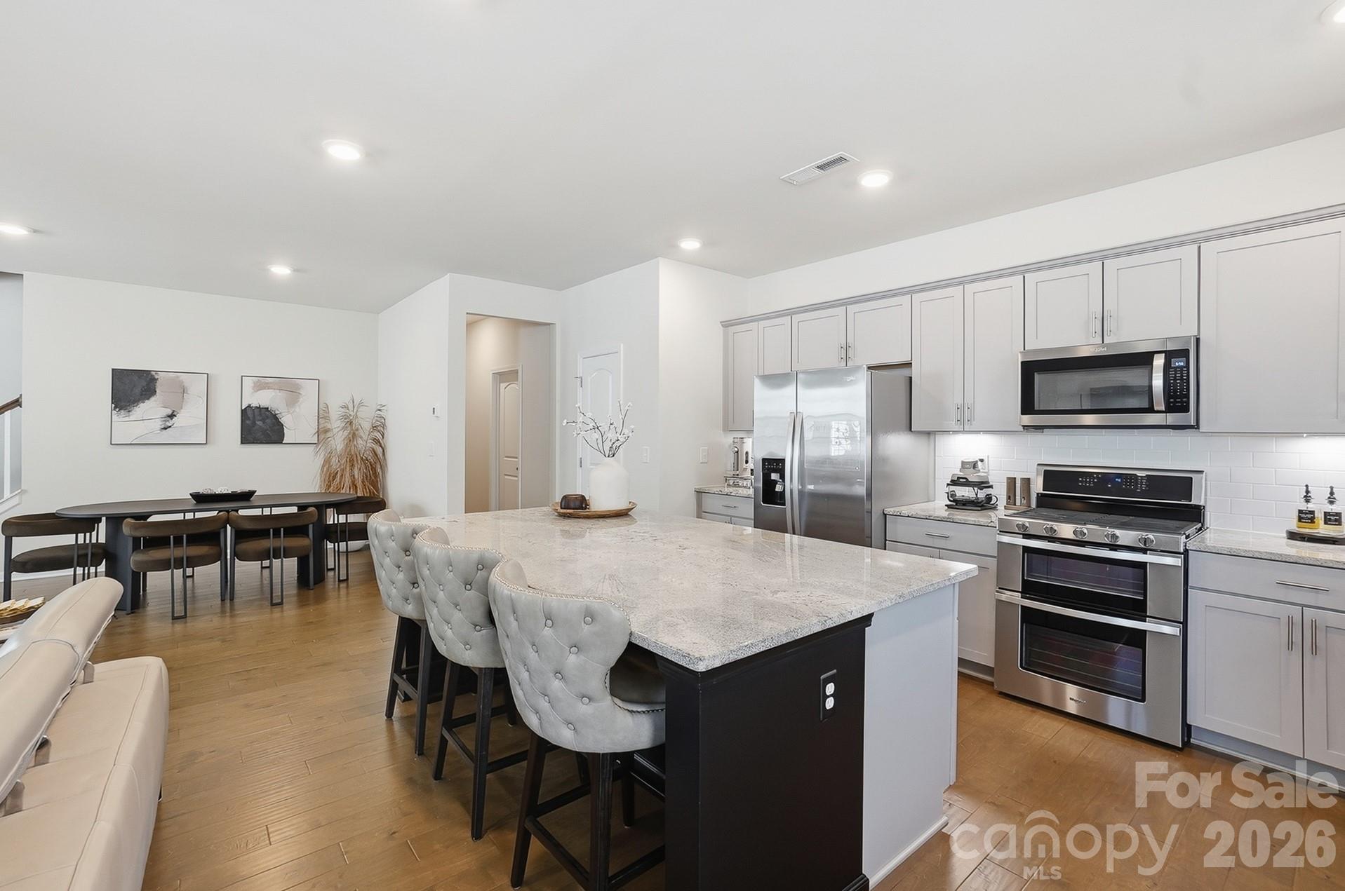 3039 Glenn Hope Way — Matthews