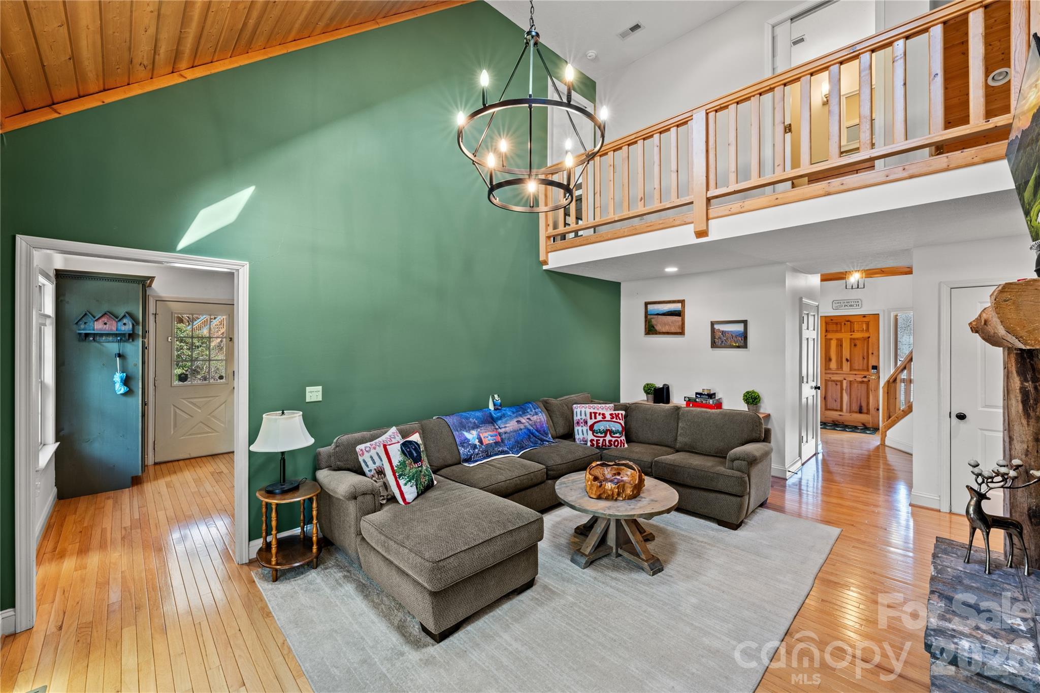 60 Rolling Lane — Maggie Valley