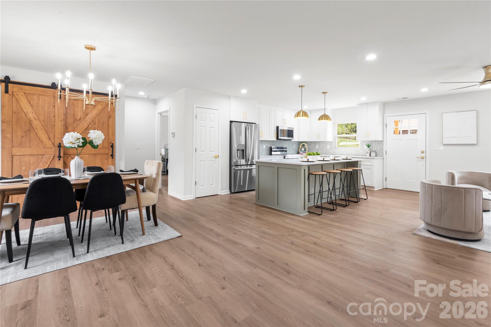 902 N Mountain Street — Cherryville