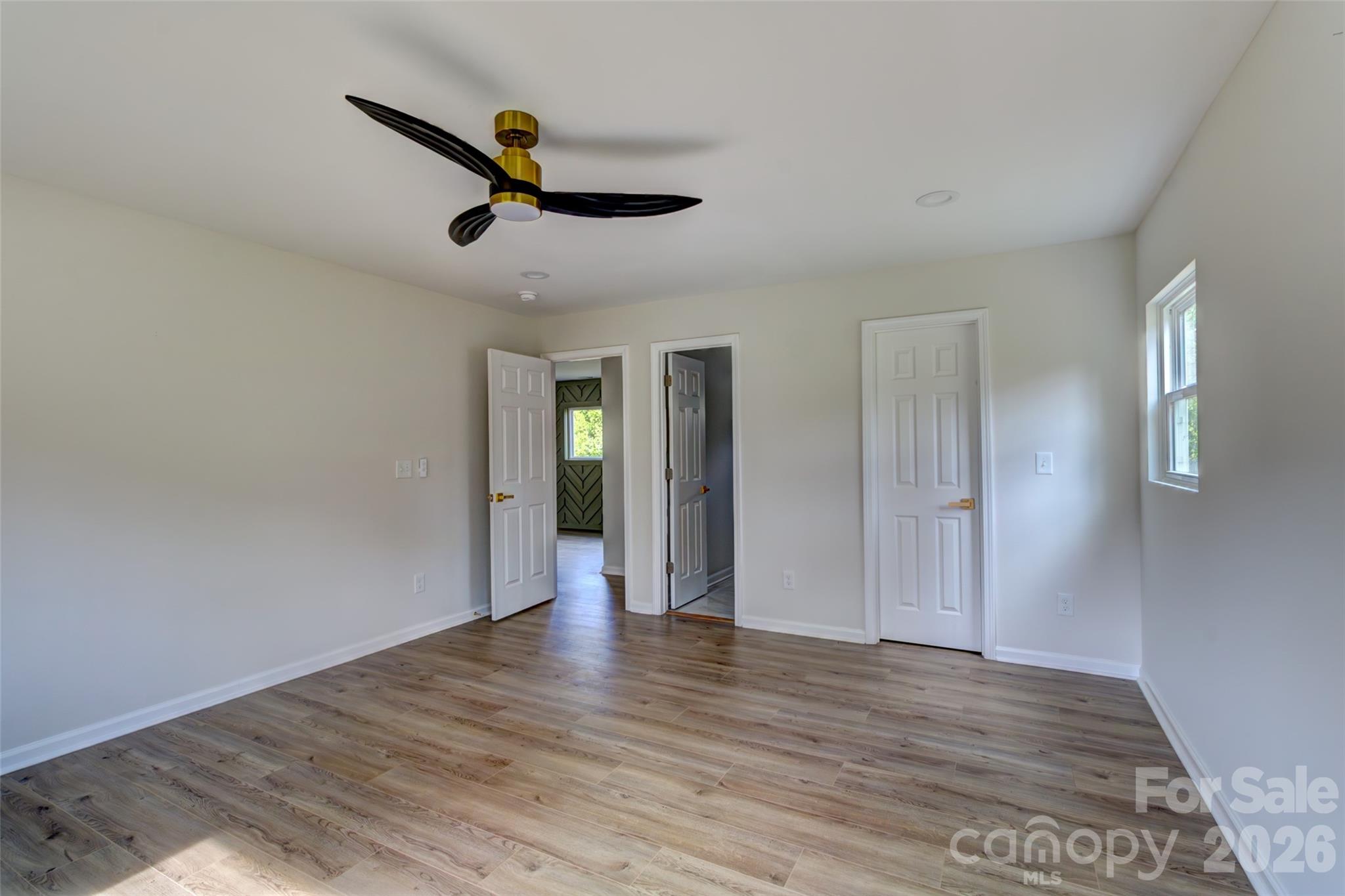902 N Mountain Street — Cherryville