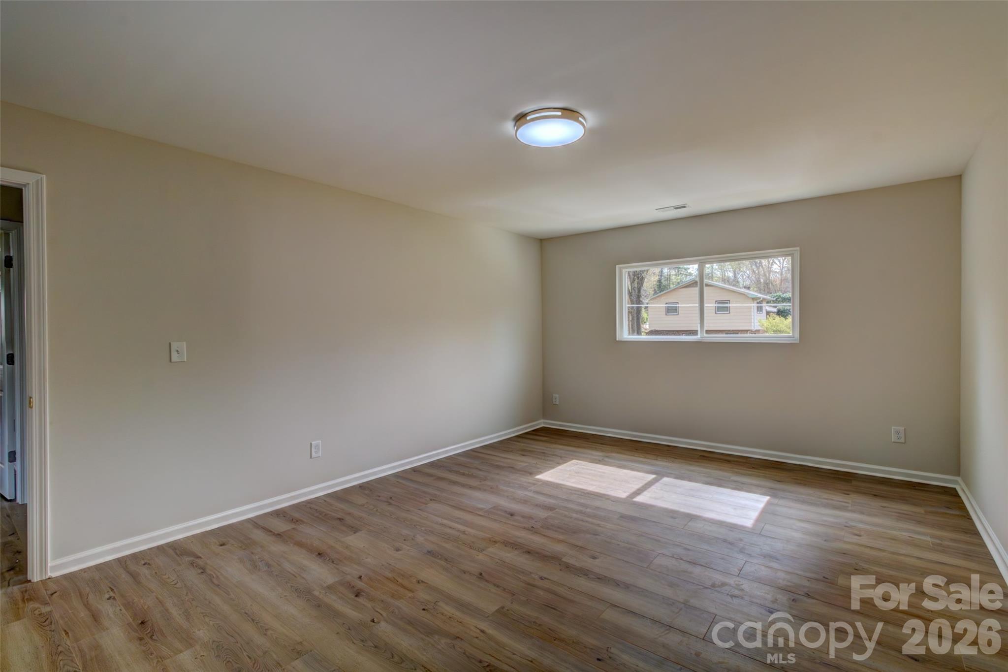 902 N Mountain Street — Cherryville