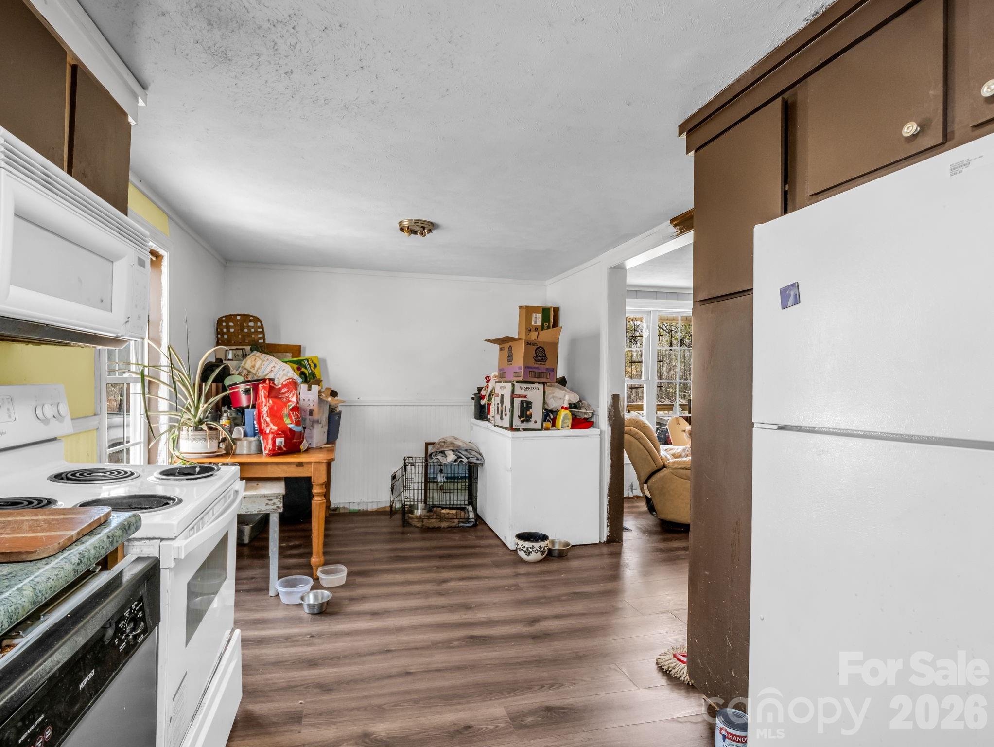 140 Fire Tower Road — Mill Spring