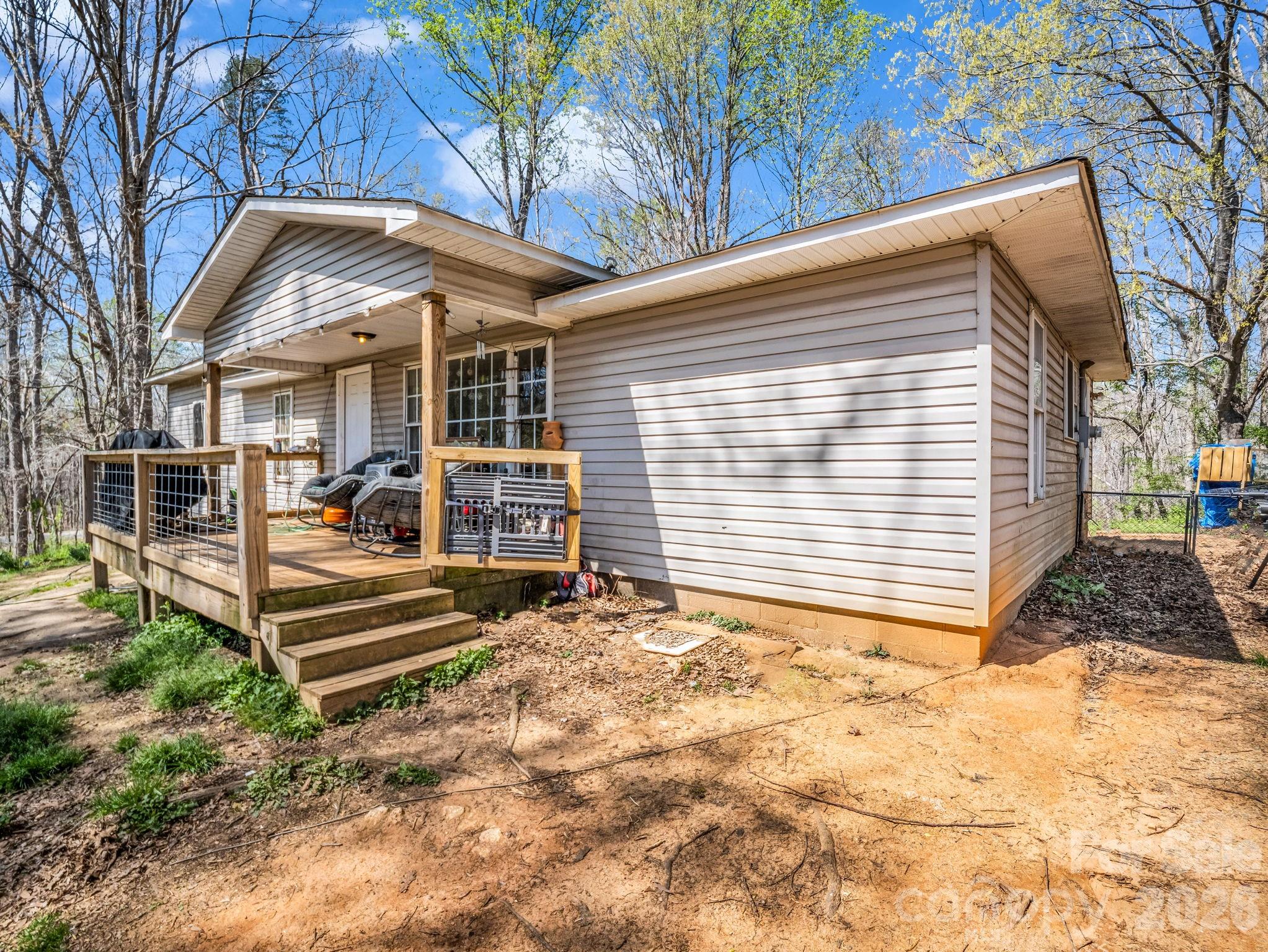140 Fire Tower Road — Mill Spring